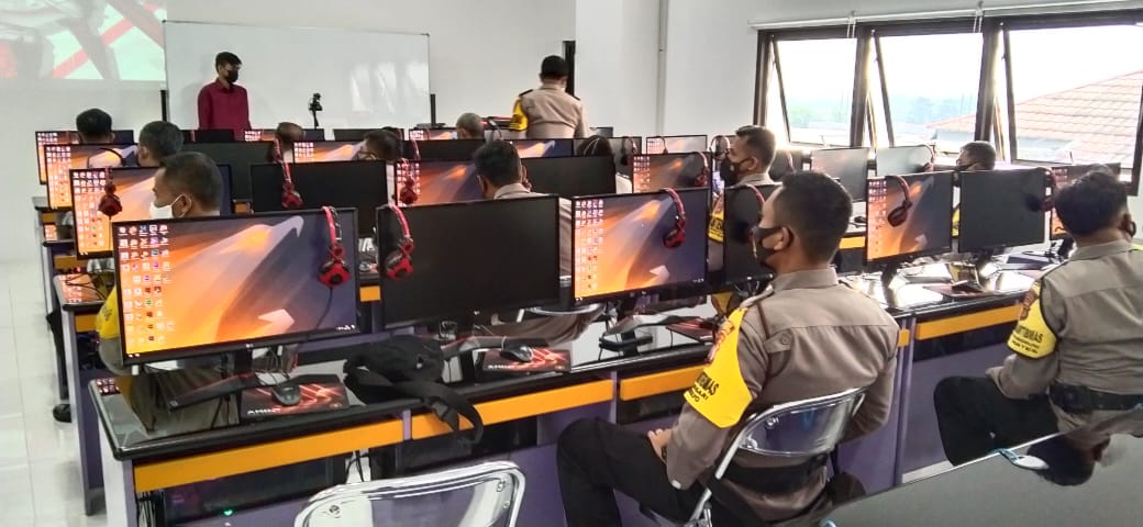 Bhabinkamtibmas Ikuti Pelatihan Peningkatan Kapasitas.